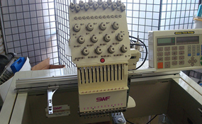 ID#1171 - SWF AT 1201 Commercial Embroidery Machine.  Year 2000 : 1 : 12 - www.TheEmbroideryWarehouse.com
